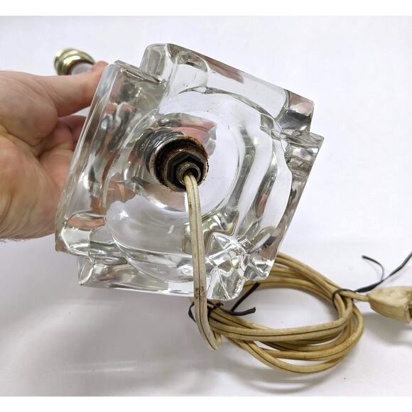 Vtg Mid-Century MCM Etched Crystal Glass Candlestick Table Nightstand Lamp 13" - Picture 6 of 9